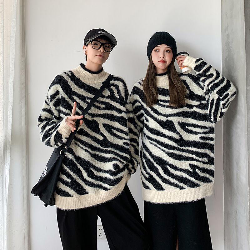 

Winter Striped Sweater Men's Warm Fashion Retro Casual Knitted Pullover Men Loose Korean Couple Stand Collar Knitting Sweaters, Black and white