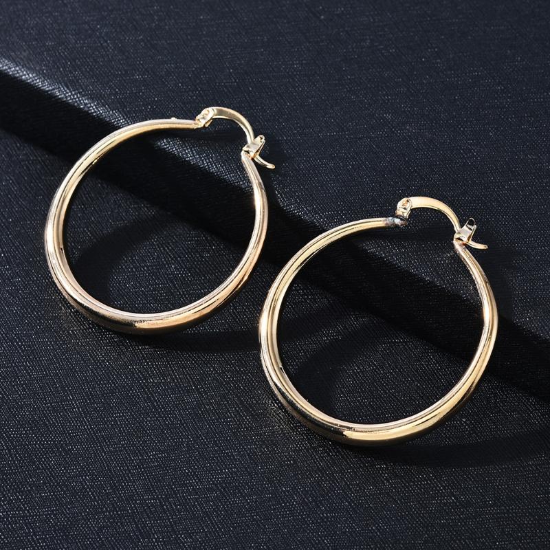 

Fashion Big Round Circle Hoop Earrings for Women Women Simple Korean Wedding Earring Brincos Female Fashion Jewelry