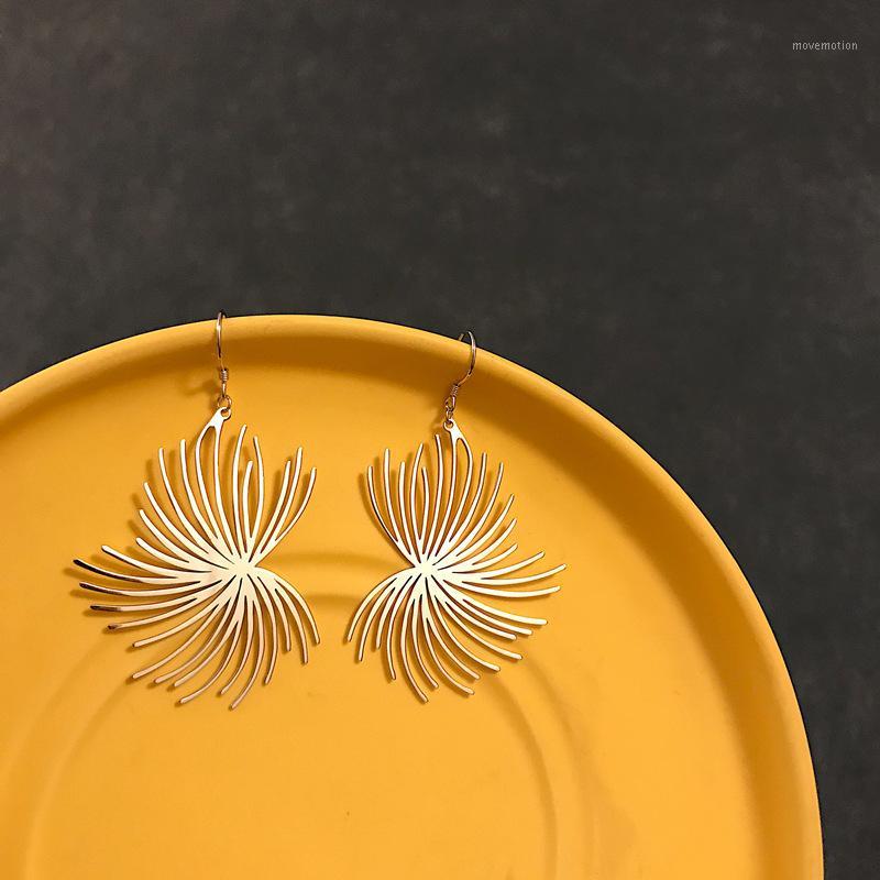 

Silvology 925 Sterling Siver Unfold Leaf Drop Earrings for Women Art Design Leaf Fan-shaped Pendant Earrings Friendship Jewelry1