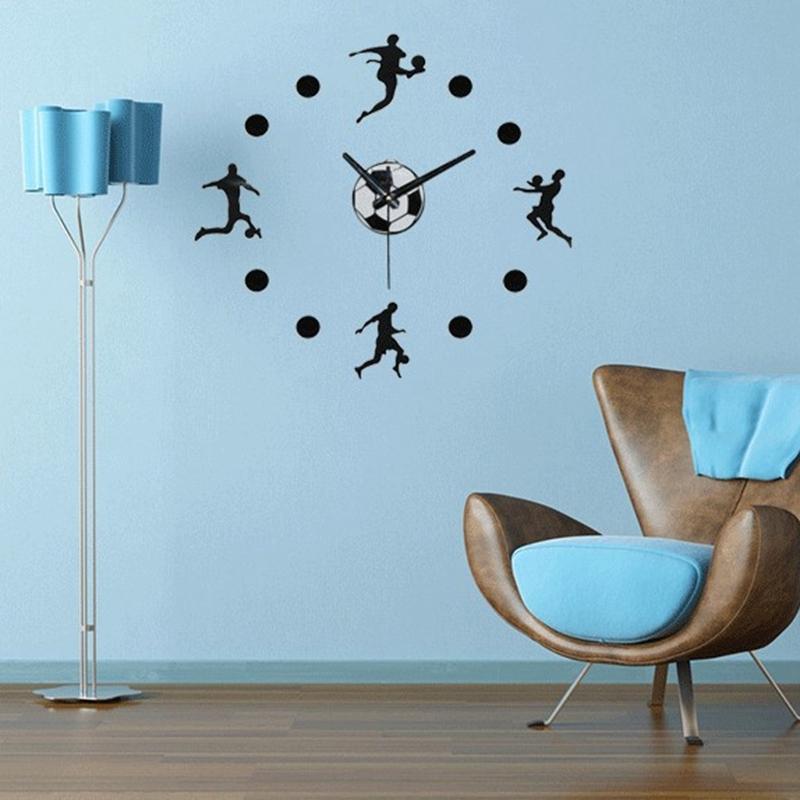 

3D Wall Sticker Mute Clock DIY Football Acrylic Mirror Mural Decals Wall Clock for Home Decor