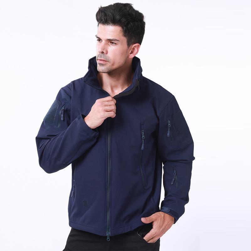 

Camo Tactical Jackets Winter Plus Velvet Windproof Warm Soft Shell Hooded Coat Outdoor Hiking Riding Jackets Fishing Clothing1, Black