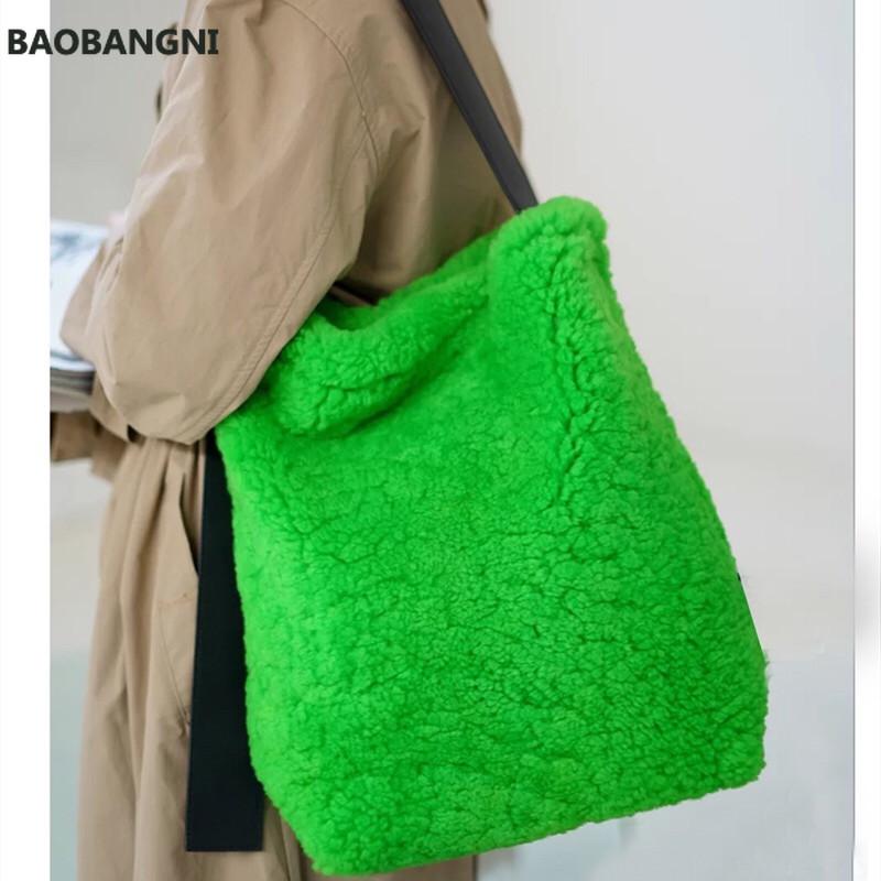 

Wool women bags Niche design green lamb hair shoulder bag lazy bucket bag, Other