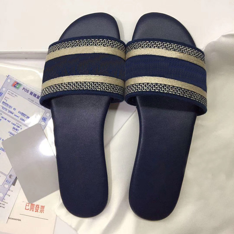 

2021 New Women Slippers Embroidery Sandal Floral Brocade Flip Flops Summer Striped Beach Slides Ladies Sandals Slippers Loafers With Box, Black