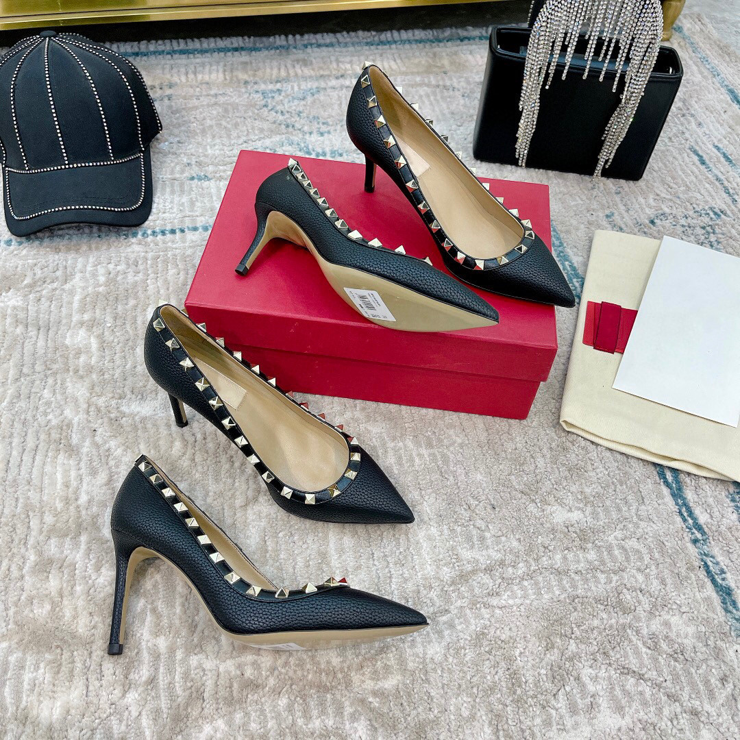 

2022 High luxury Shoes Stud Sandals Sexy pointed High Heels Shoes Designer shoes Nude Fashion Wedding Rivets Women Pumps, 01