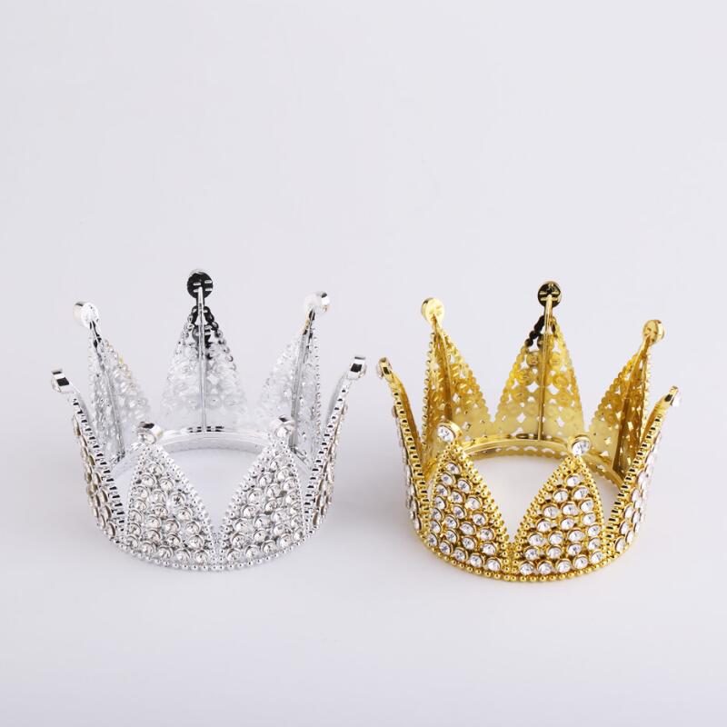 

Metal Pearl Happy Birthday Cake Toppers Shining Mini Crown Cake Topper Sweet Party Decoration Wedding&Engagement Decor LX3857