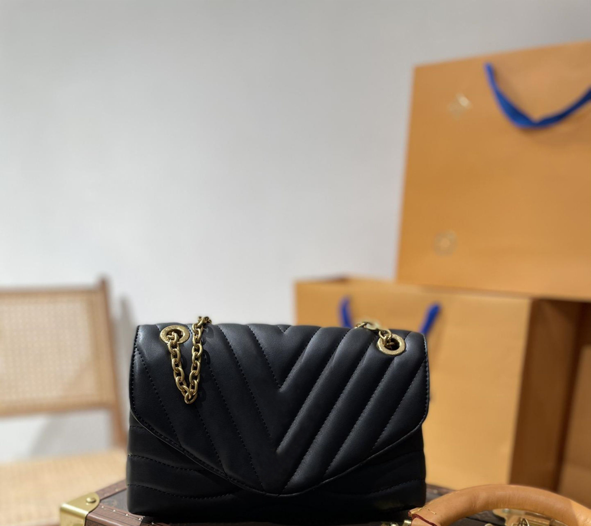 

Luxury Chain bag Designers Women Alligator decorate Black bags Shoulder Fashion Brand Small Size Crocodile Armpit Handbags