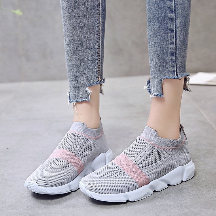 

2020 Vulcanized Woman Tennis Classic Female Flat Walking Shoes 49mz, Black