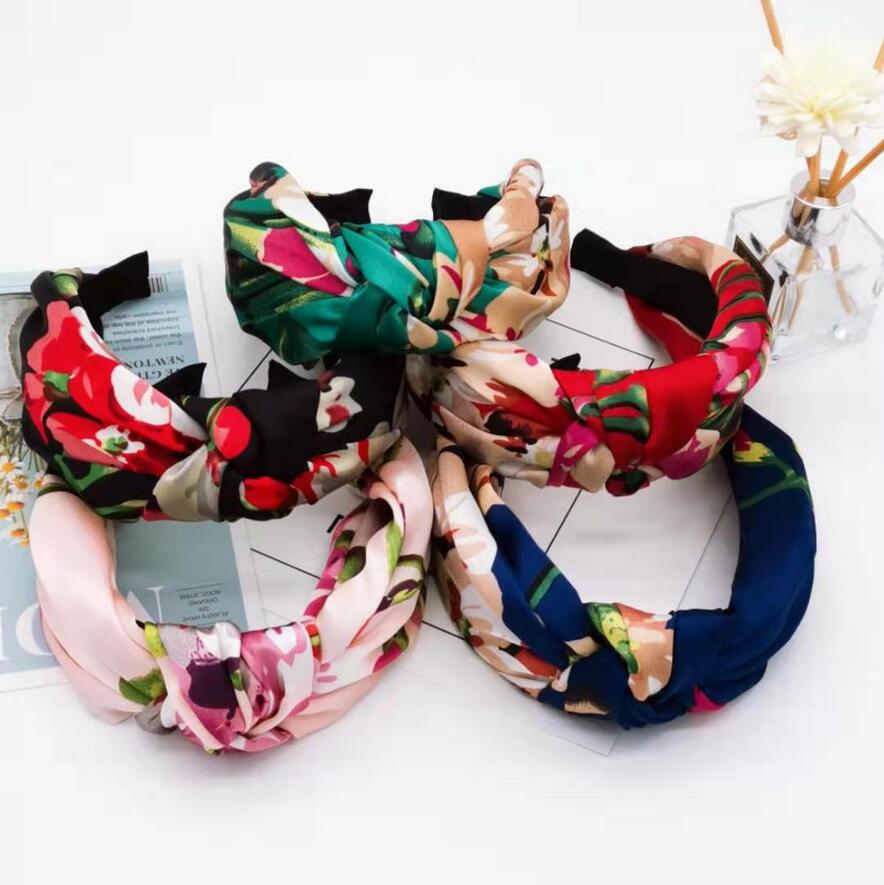 

Designer Twist Turban Letter Headband Flower Prints for Women Stretch Hairbands Sport Headbands Yoga Headwrap Bandana Girls Hair Accessories