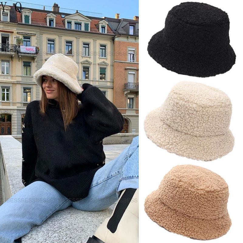 

Fashion Winter Hat for Women Fur Bucket Warm Caps Letter Panama Black White Vintage Fisherman bucket Hats