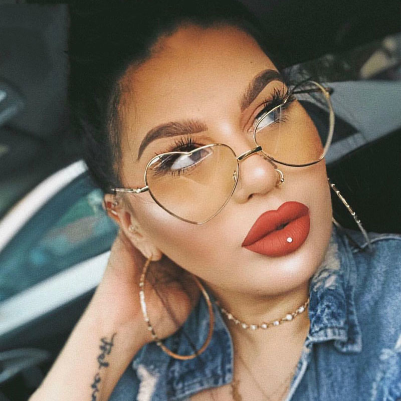 

Trend Heart Shaped Metal Sunglasses Women Brand Designer Mirror Gradient Red Sun Glasses Clear Lenses Shades Oculos UV400