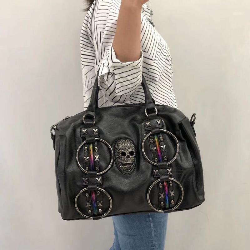 

Europe and America fashion stand personality rivet lady's bag real leather bag single shoulder cross-body handbag traveling1, Black