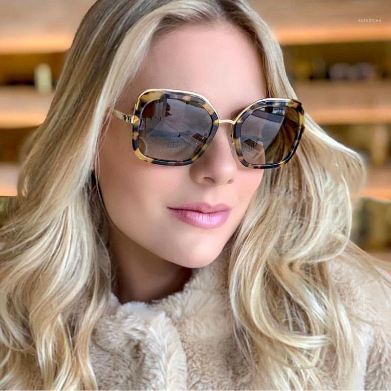

2020 Fashion Oversized Square Trendy Sunglasses Women UV400 Retro Brand Designer Big Frame Sun Glasses For Female Ladies Eyewear1