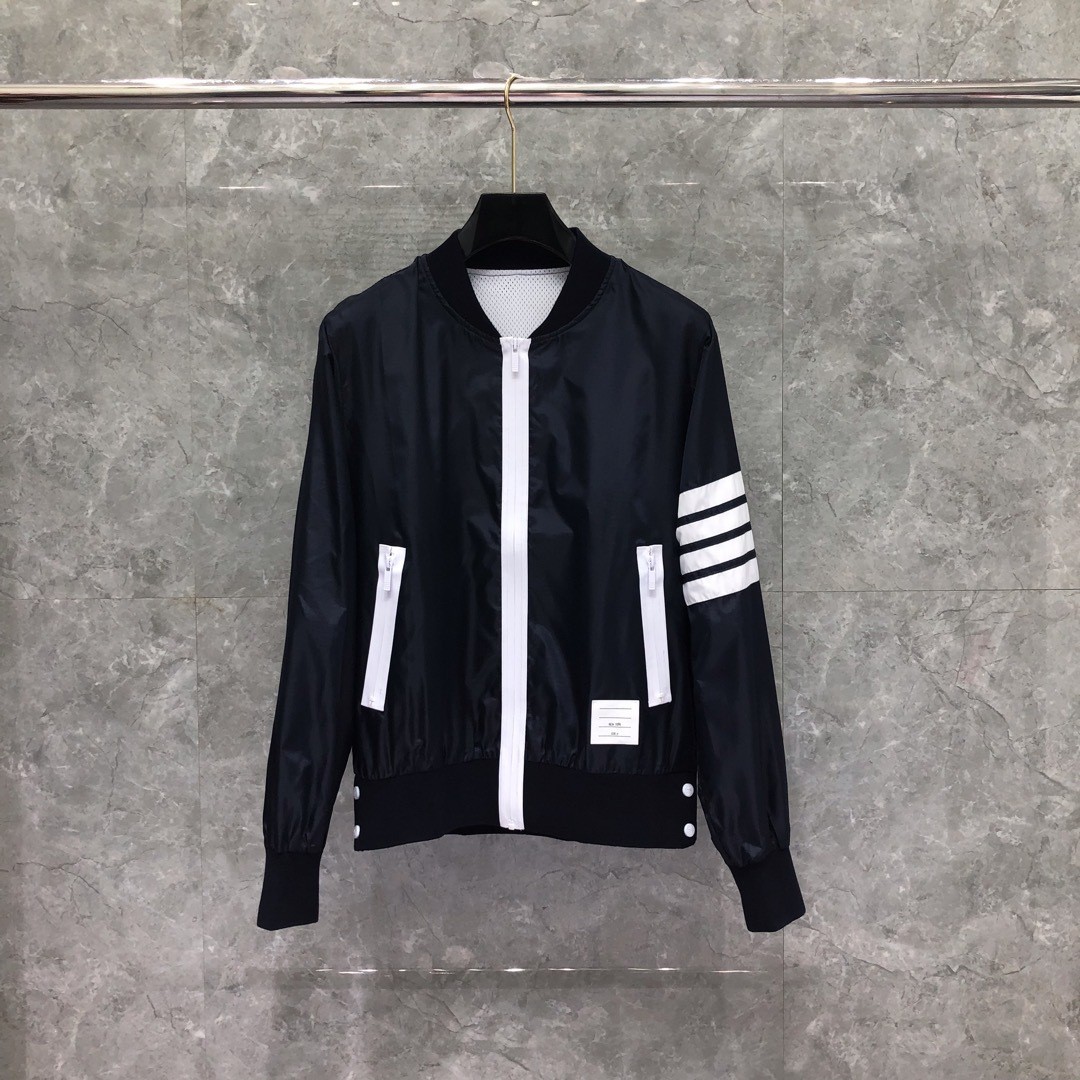 

Enginnered White 4-Bar Jackets Classic Sheer Ripstop Men's Clothing Top Fashion Outdoors Sport Baseball Collar Bomber Jacket Zipper Spring Waterproof Coat, Packing bag