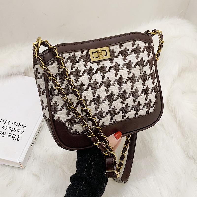 

VeryMe Lightweight Small Square Handbag Chain Lattice Crossbody Bag Female Luxury Designer Pu Leather Women's Purse bolsos mujer, Black