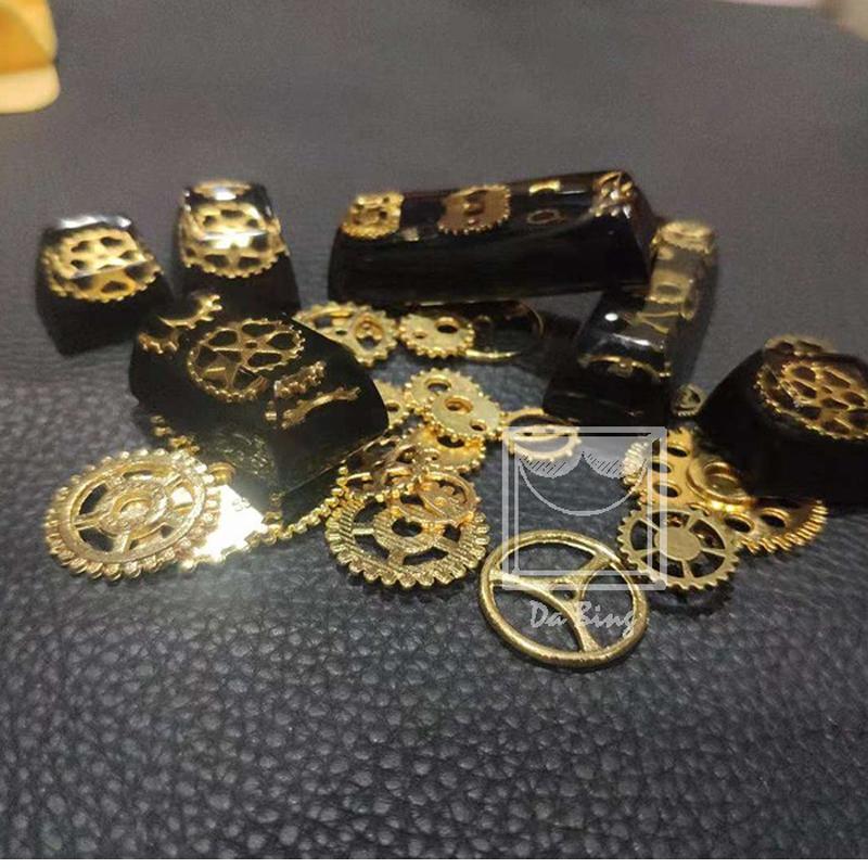 

Customized Cherry Mx Switch Mechnical Keyboard Backlight Resin Keycaps OEM SA Profile Gear Pointer Design Keycaps Replacement