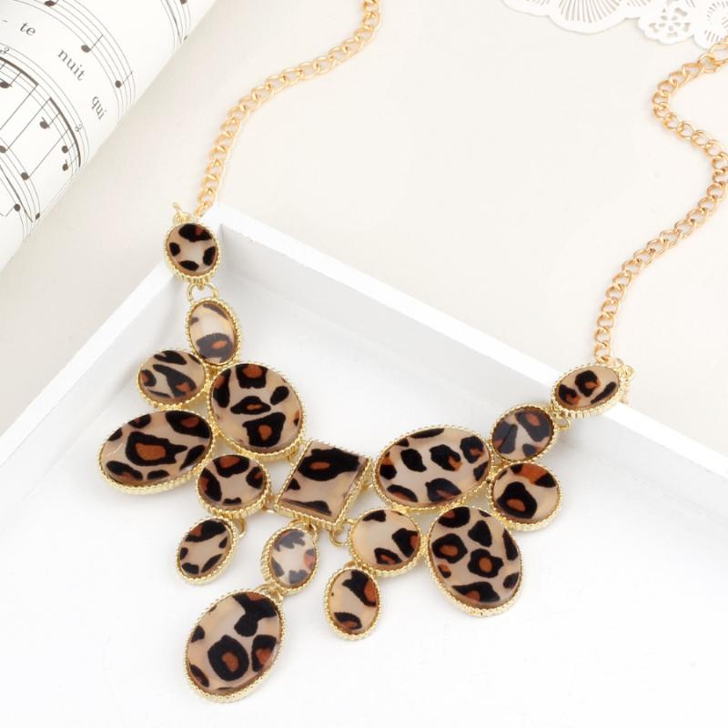 

Gold Chain Necklaces & Pendants for Women Collier Femme Leopard Geometric Statement Colar Maxi Fashion Crystal Jewelry Bijoux