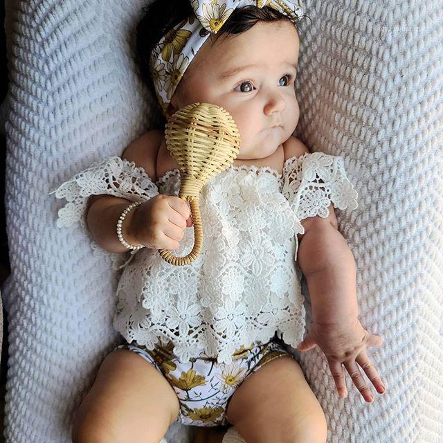 

2020 New Fashion 3 pcs Infant kids baby suit solid coloro-neck short sleeve top + flower print pants + headband white 0-4Years1, As pic