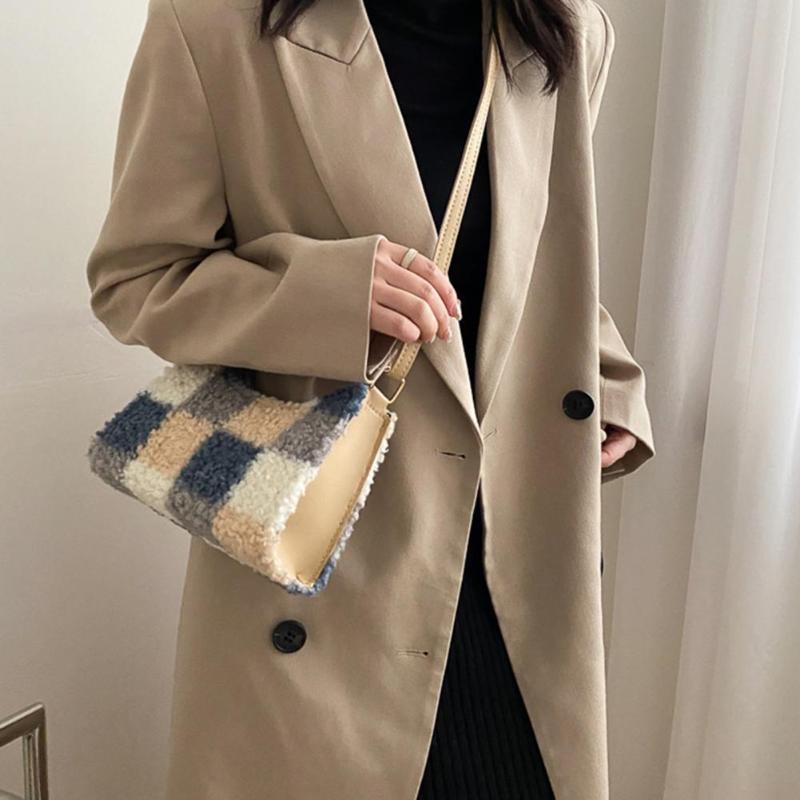 

Shoulder Bag Contrast Color Portable Woolen Cloth Plush Messenger Bag for Casual New