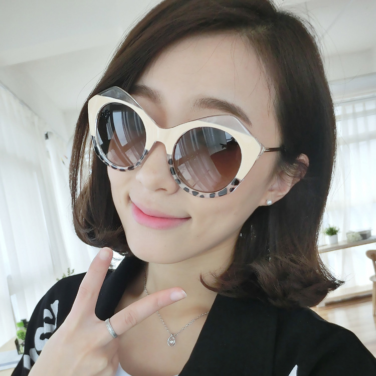 

2021 New Women Retro Polygonal Sunglasses Ladies Transparent Triangle Vintage Designer Trend Sun Glasses Jmly