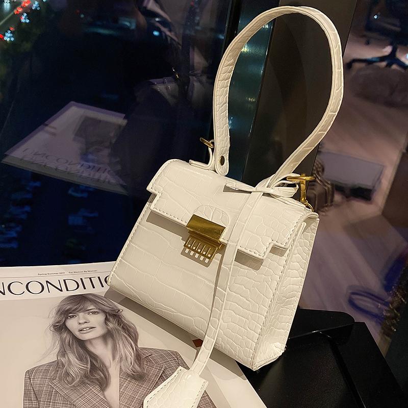 

Crocodile pattern Mini Tote bag 2021 Fashion New High-quality PU Leather Women's Designer Handbag Lock Shoulder Messenger Bag, Black
