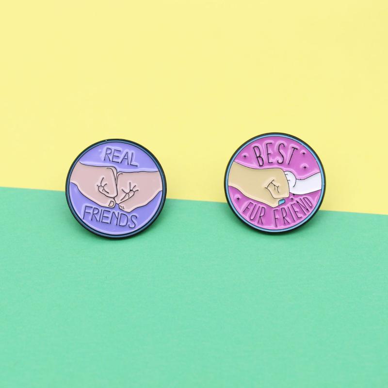 

Pins, Brooches Fashionable Round Good Friend Gesture Creative Brooch, Trendy Wild Design, Exquisite Friendship Badge Of Fist