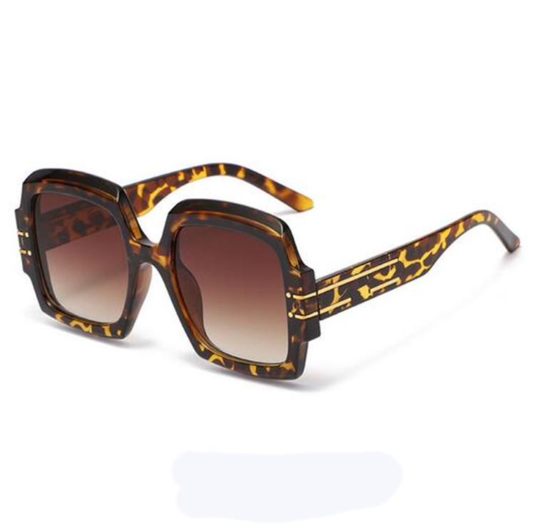 

New 2022 Oversized Sunglasses Gradient Sun Glasses For Women Men Cool One Piece Brand Designer Female Brand Black Square Shades UV400