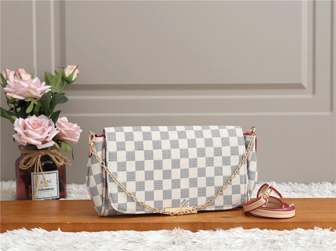

HOT LV LOUIS VITTON Fashion Women Shoulder Bag Chain Messenger Bag Designer Handbags Wallet Purse Crossbody Bags Tote 009, Golden;silver