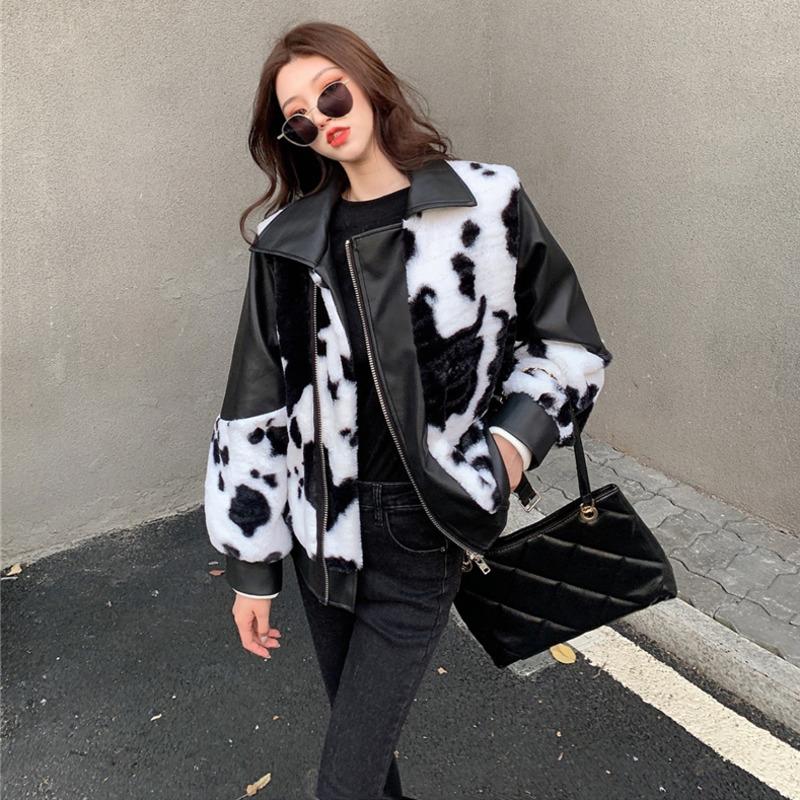 

Autumn Winter Faux Fur Integrated Coat Small Crowd Design Leather Jacket Women Cow Spot Spliced Leather Street Outwear, Picture color