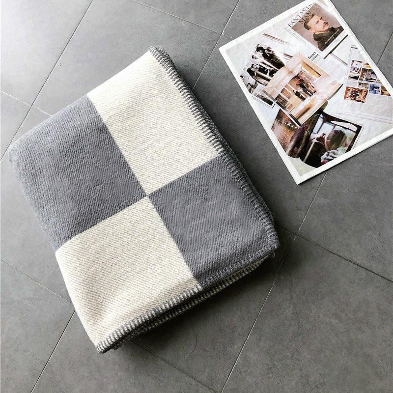 

Design Letter H Cashmere Blanket Crochet Soft Wool Shawl Portable Warm Plaid Sofa Travel Fleece Knitted Throw Cape Blankets Colors