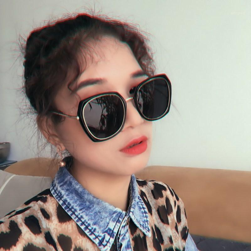 

Sunglasses Polarized Women Men Brand Designer Sun Glasses For Female Fashion Square Polaroid Woman Shades Elegant Luxury Uv4001