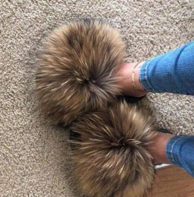 

2021 Real Fur Slides Wholesale Furry Sliders Women Ladies Fur Slippers hand mada amazing Quality