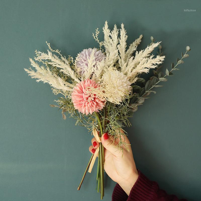 

NEW White Artificial Flowers High Quality Silk Dandelion Plastic Eucalyptus Hybrid Bouquet Wedding Home Decoration Fake Flower1