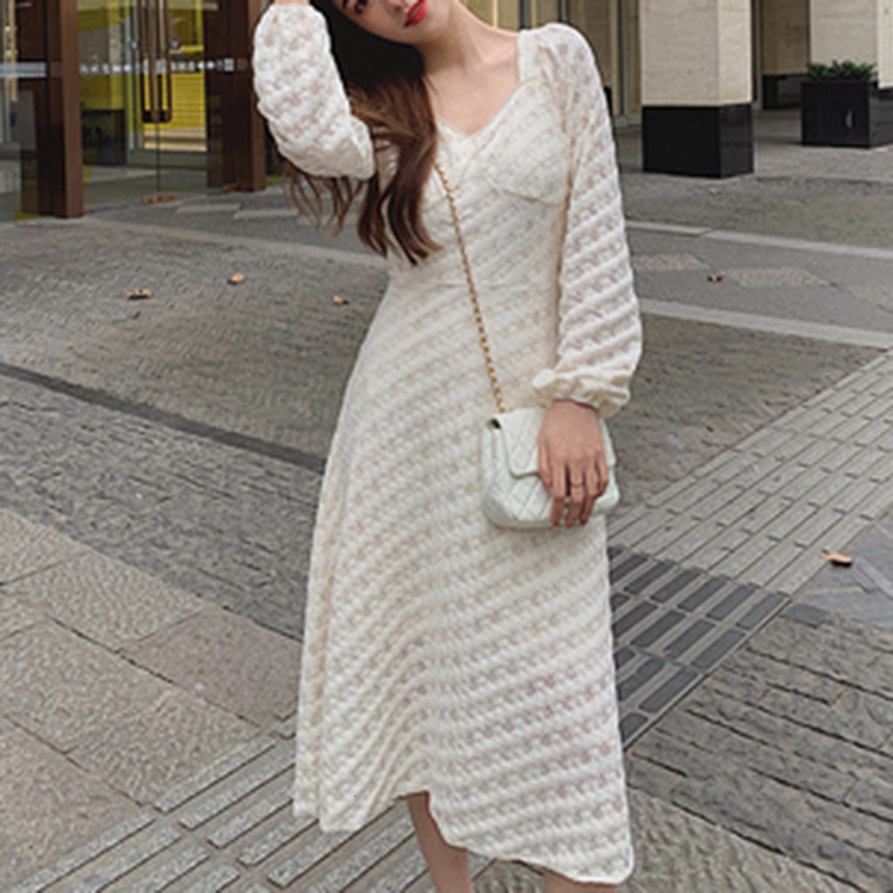 

2021 New Korean Version Ladies Fashion Slim Waist Pearl Lantern Sleeve V-neck Autumn Winter Dress XMSF, White