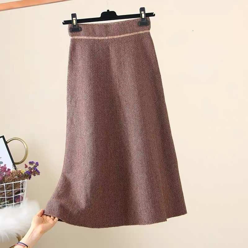 

2021 New Vintage Autumn Winter Women Thick Sweater Umbrella Skirt High Waist Midi Knitted A-line Female Solid Elegant Skirts Lugt, Camel
