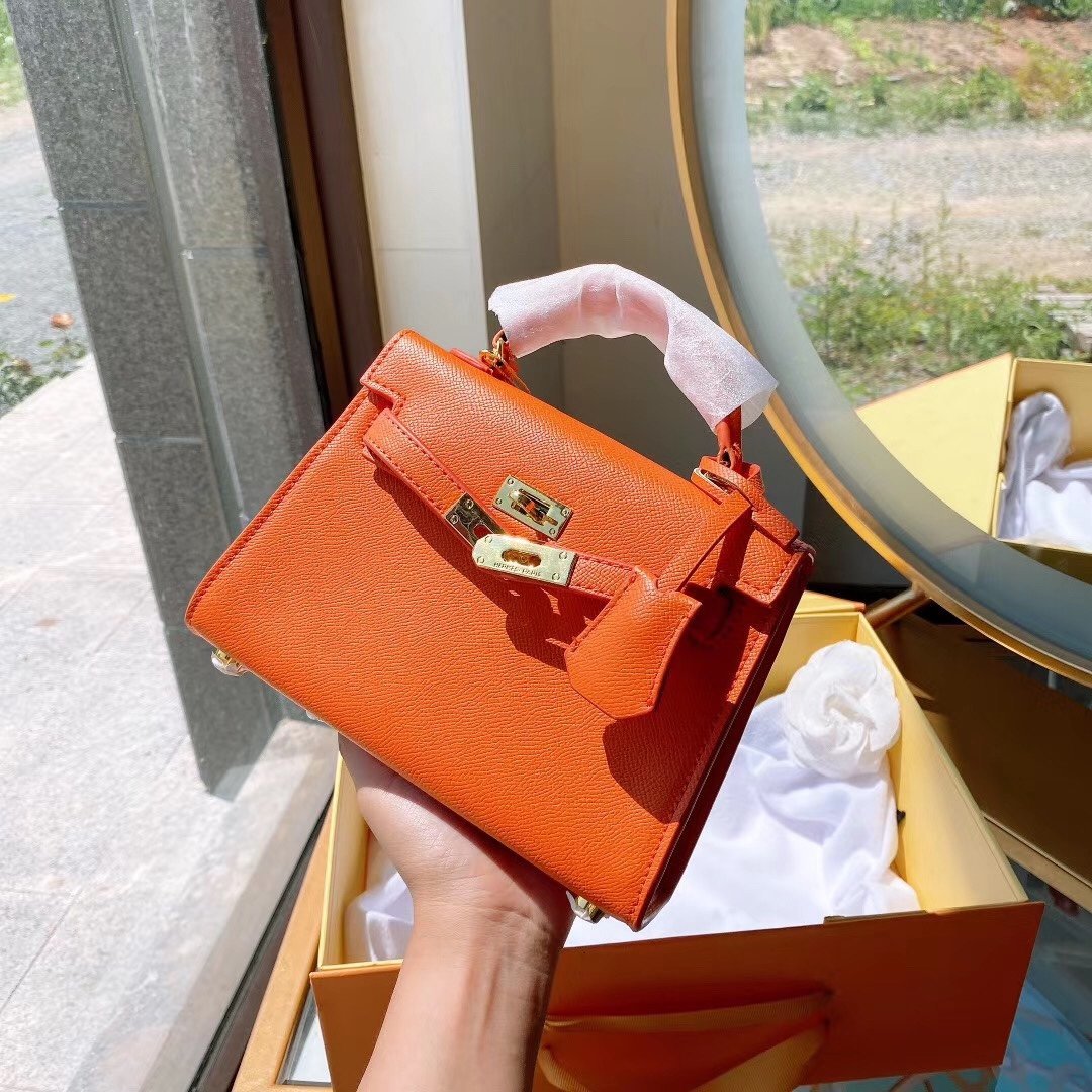 

Cheap Fashion Evening Bags Luxury Handbags Womens Bag Designer Ladies Shoulder Handbag NEW STYLE Totes Bag Wholesale Famous Brands Faux Fur, As photo style color