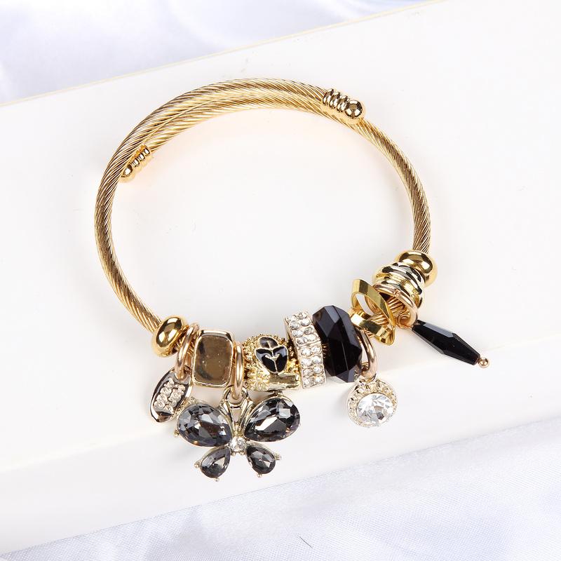 

Cute Butterfly Rhinestone Pendant Bracelets Bangles Stainless Steel Geometry Crystal Beads Children Women Charm Bangle Jewelry