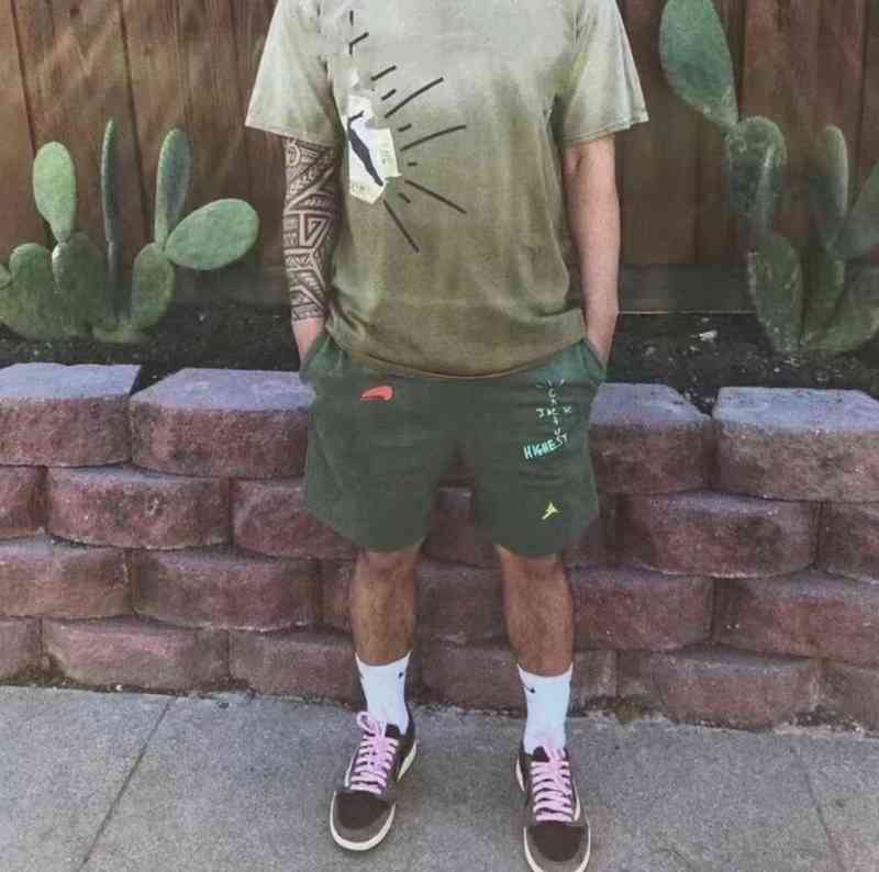 

Cactus new Travis Scott joint army green barb shorts TS flying luminous leisure sport shorts