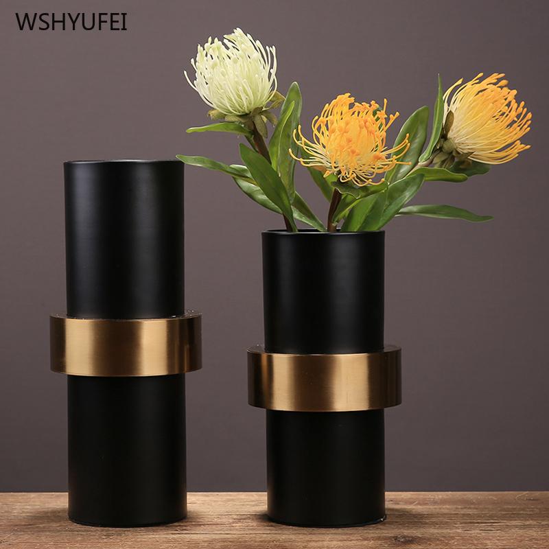 

Modern creative light luxury metal ceramic vase living room model room desktop home soft flower arrangement art decoration