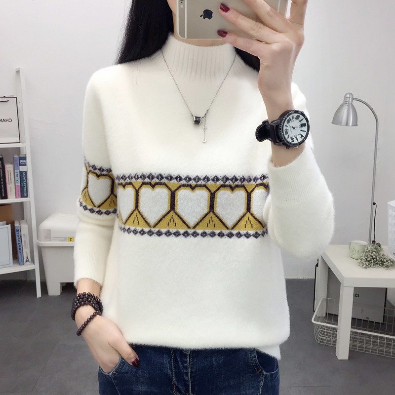 

2021 High quality Mink As a Woman' Nightgown Colour-coded in Autumn Winter 69M7, Green