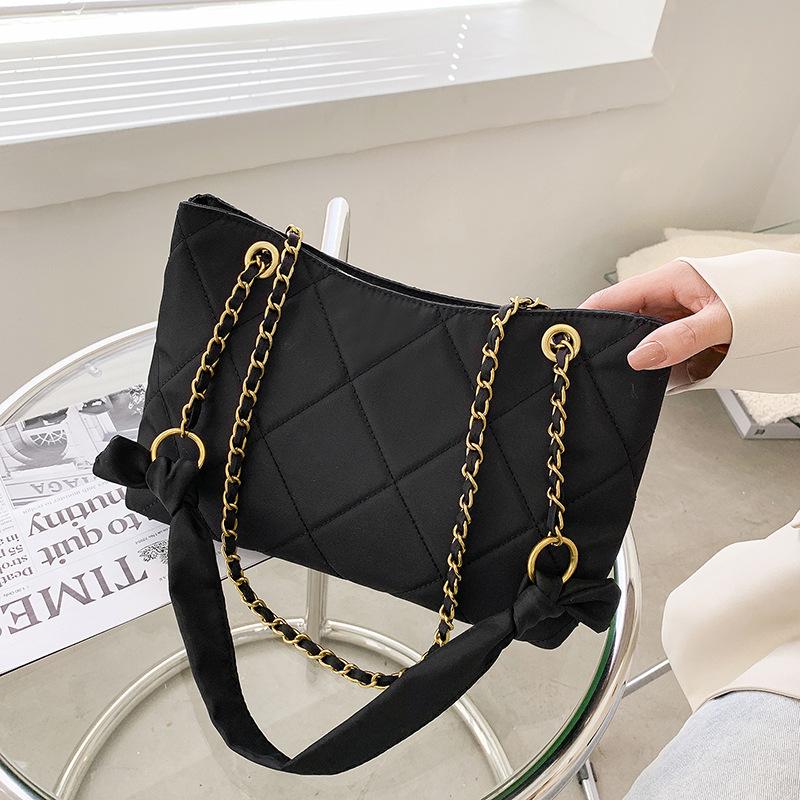 

Autumn Linge big bag 2021 new trend fashion net red one-shoulder sloping bag large-capacity women's chain hundred ins, Black