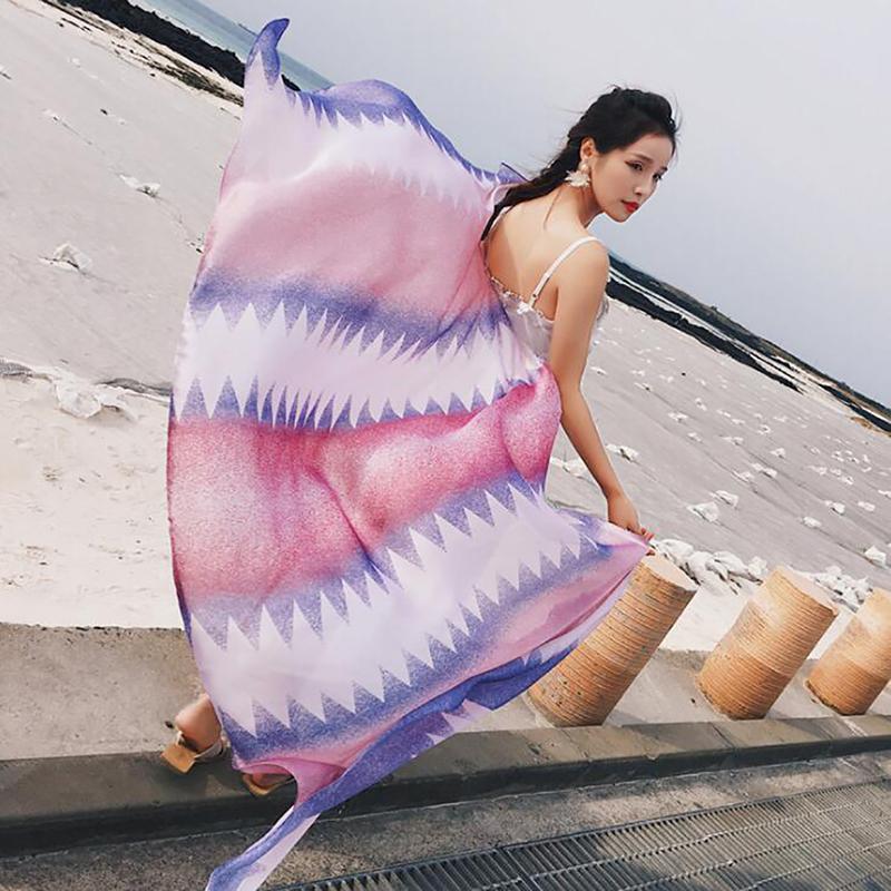 

Fashion Gradient Color Scarf Woman Summer Beach Towel Seaside Sunscreen Shawl Scarves Fashion Soft Scarfs For Ladies