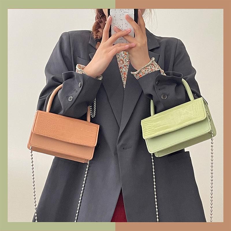 

Chain Shoulder Bag Female 2021 Spring Trendy Flap Small Square Bag Designer Handbags Luxury Crossbody Bags For Women, Army green