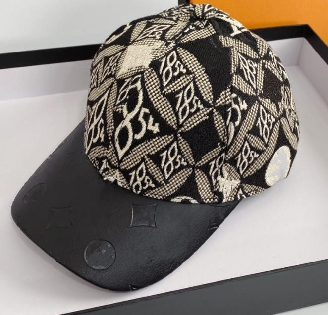 

Leather Baseball Sun Hats For Men and Women 2022 New Designer Mens Letter Printed Cotton Ladies Snapback Sports Ball Cap Hat White Black Dropship, Red