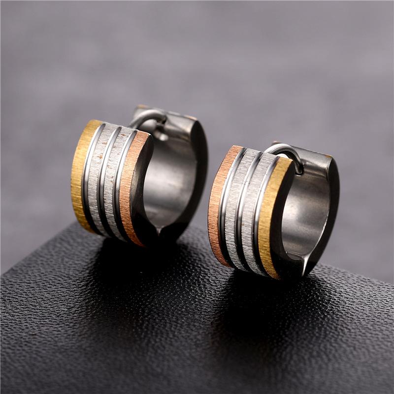 

2020 Trend New Stud Earrings For Women Gothic Punk Stainless Steel Round Simplicity Jewelery Personality Fashion Earring Gift