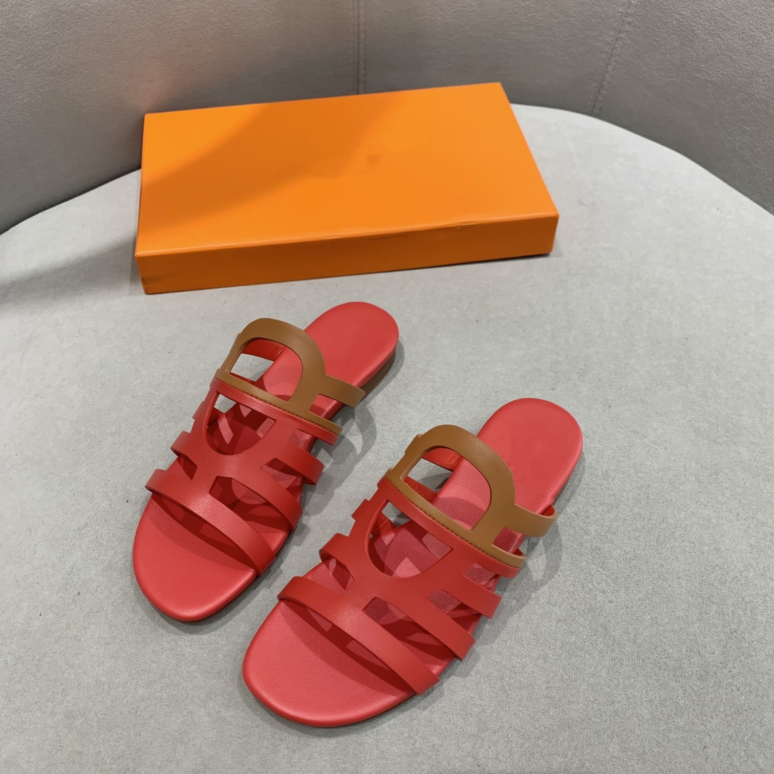 

Bambi Mink Women 'S SlippersWen Hand Painted Shoes Fullmetal Designer Sneakers Red bottom Spikes Flat Velours Suede Sneakers Iron Grey, Black