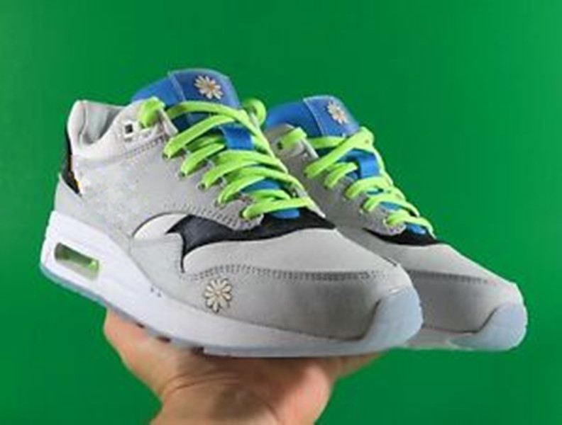 

Fashion Tennis Running Shoes Maxs 1s Premium Daisy Pack cushioned Run SNKRS White/Daisy Mesh stitching retro runner shoe Mens streetwear Trendy Leisure Sneakers