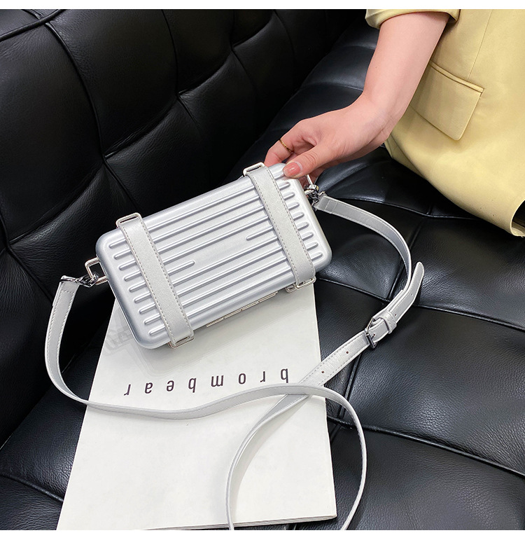 

2020 new bags 2DRCA295YWT_H31E womens handbag BLACK AND PERSONAL CLUTCH IN ALUMINUM AND GRAINED CALFSKIN with box