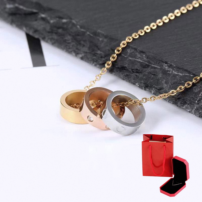 

Classic Love Necklaces big ring pendant Diamond women Necklace Fashion womens gold silver torque with red box 2022