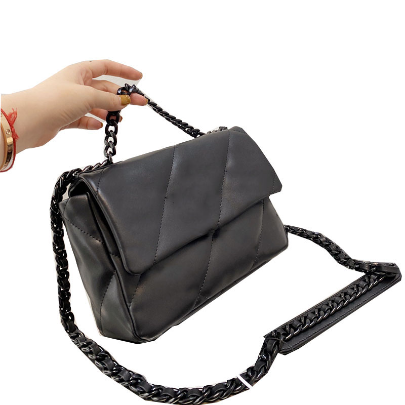 19 Série Panda Classique Mini FLAP Sac Noir Matériel de luxe Designer de luxe Top véritable cuir véritable cuir 25C grande capacité Cosmétique Ho