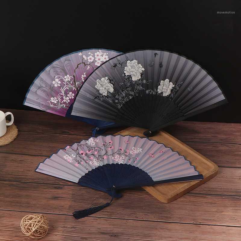

1pc Vintage Chinese Silk Cloth Blank Chinese Folding Fan Wooden Bamboo Antiquity Folding Fan For Calligraphy Painting Hand1